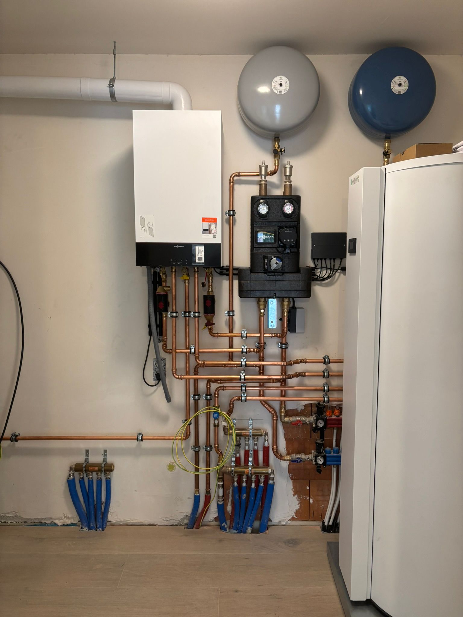 Viessmann ketel en leidingwerk
